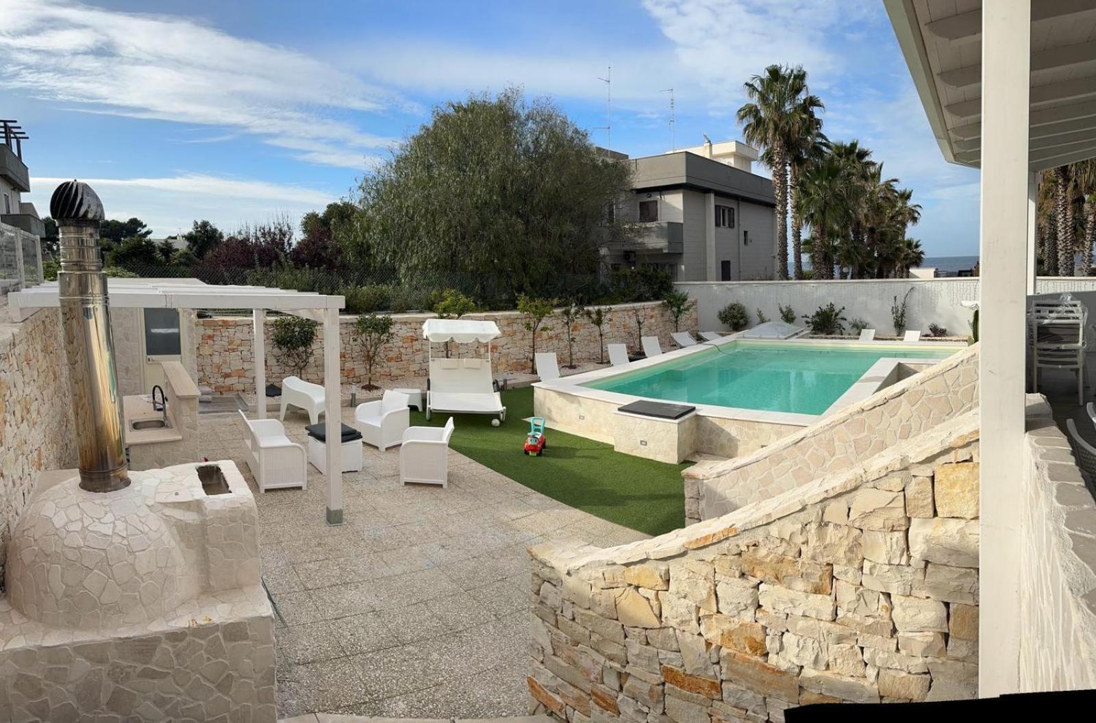 Bed and Breakfast Casa Al Mare Luxury Bari Esterno foto