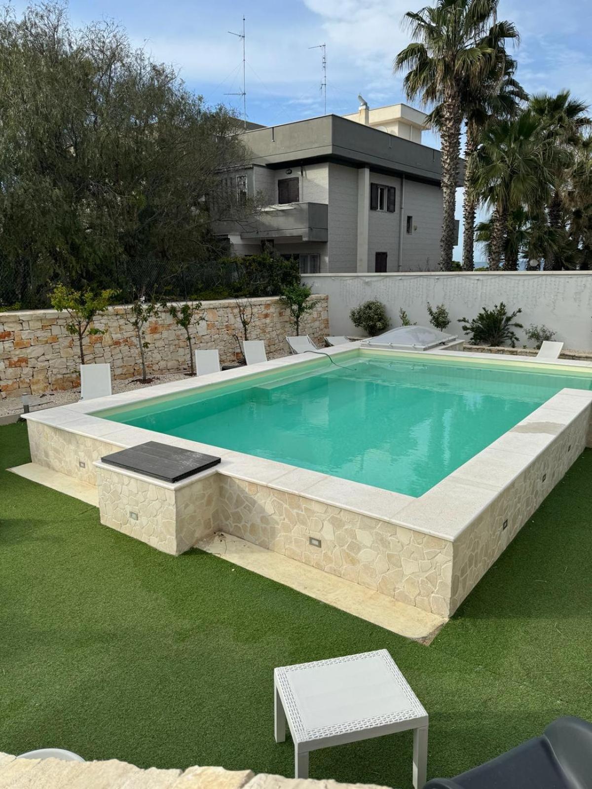 Bed and Breakfast Casa Al Mare Luxury Bari Esterno foto