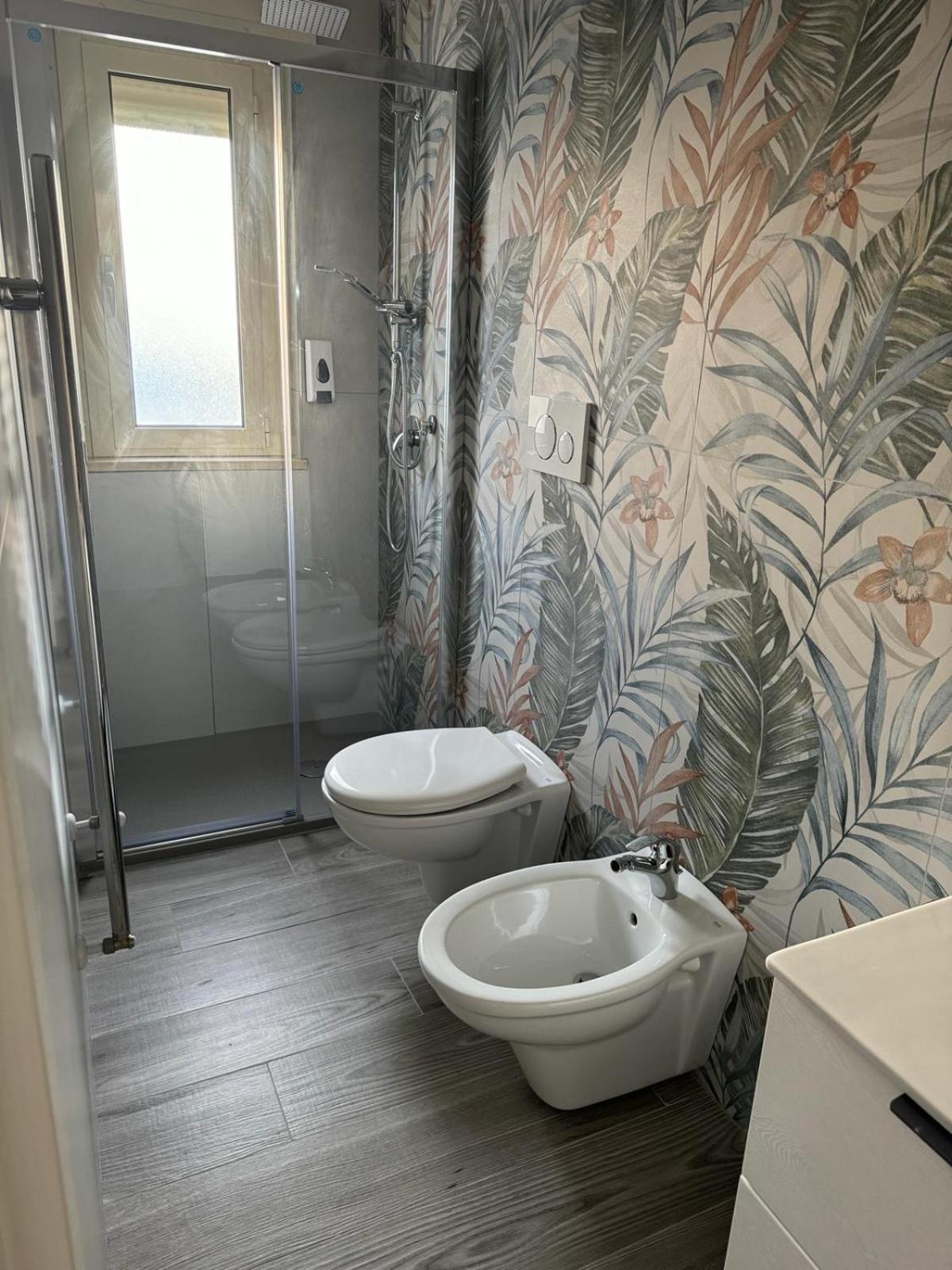 Bed and Breakfast Casa Al Mare Luxury Bari Esterno foto