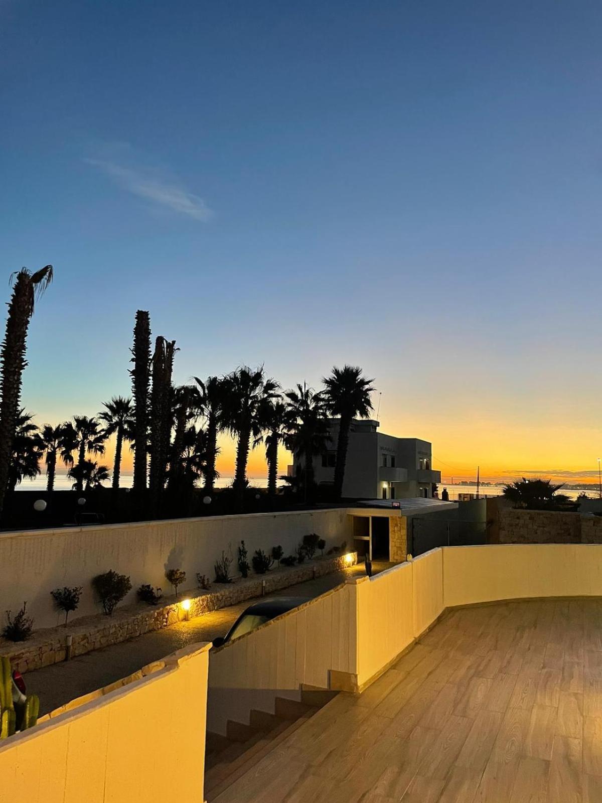 Bed and Breakfast Casa Al Mare Luxury Bari Esterno foto